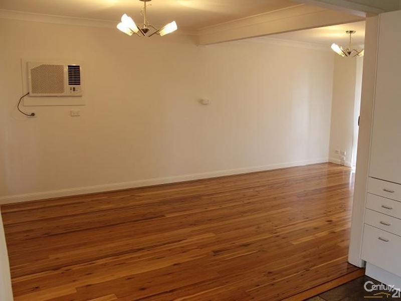 6 Brady Pl, Kellyville NSW 2155