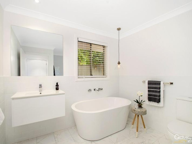 2 Carramarr Road, Castle Hill NSW 2154