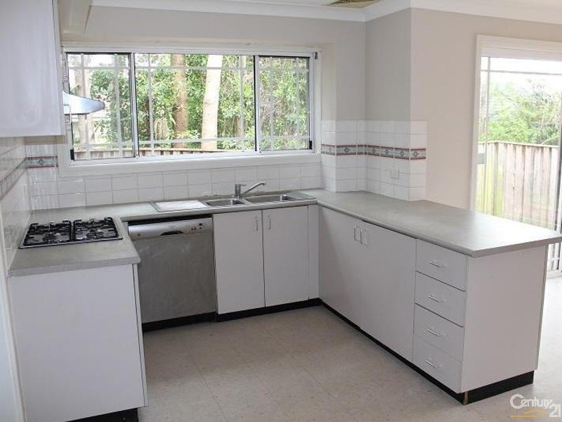 32 Neale Ave, Cherrybrook NSW 2126