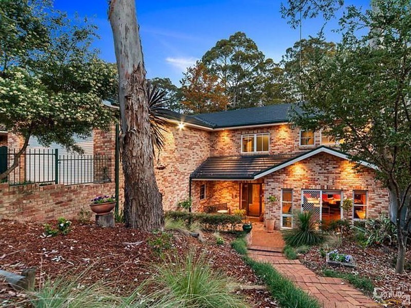 92 Oratava Ave, West Pennant Hills NSW 2125