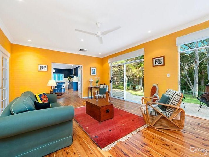 92 Oratava Ave, West Pennant Hills NSW 2125