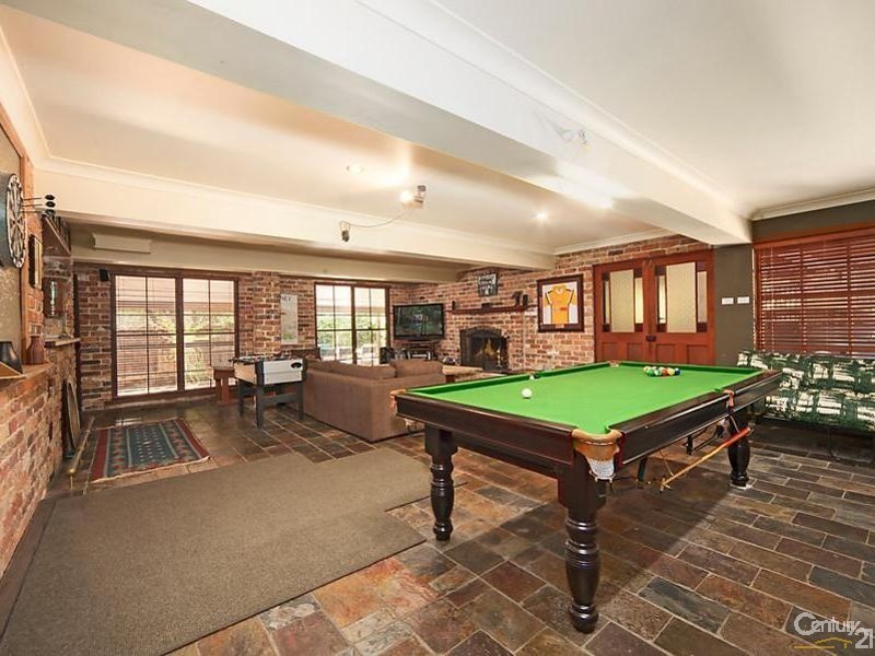 10 Greenvale Place, Castle Hill NSW 2154