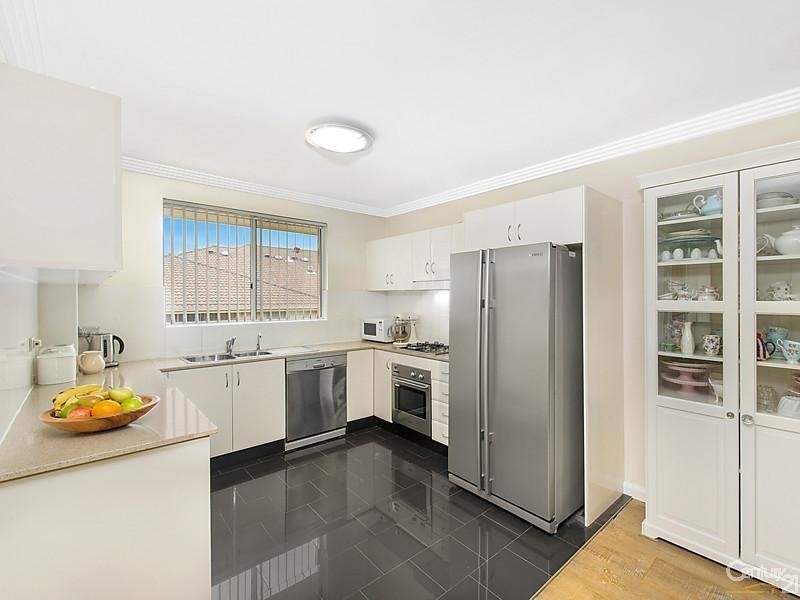 42/8-14 Mercer Street, Castle Hill NSW 2154