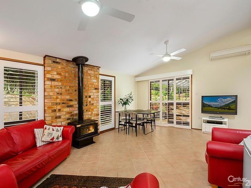 33 Woodhill Street, Castle Hill NSW 2154