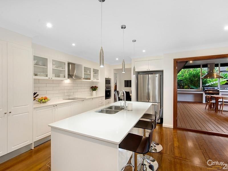 33 Wiseman Road, Castle Hill NSW 2154