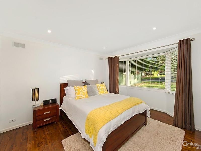 33 Wiseman Road, Castle Hill NSW 2154