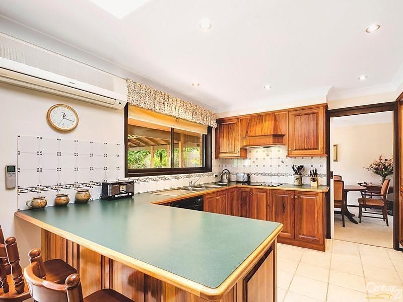 11 Dawes Avenue, Castle Hill NSW 2154