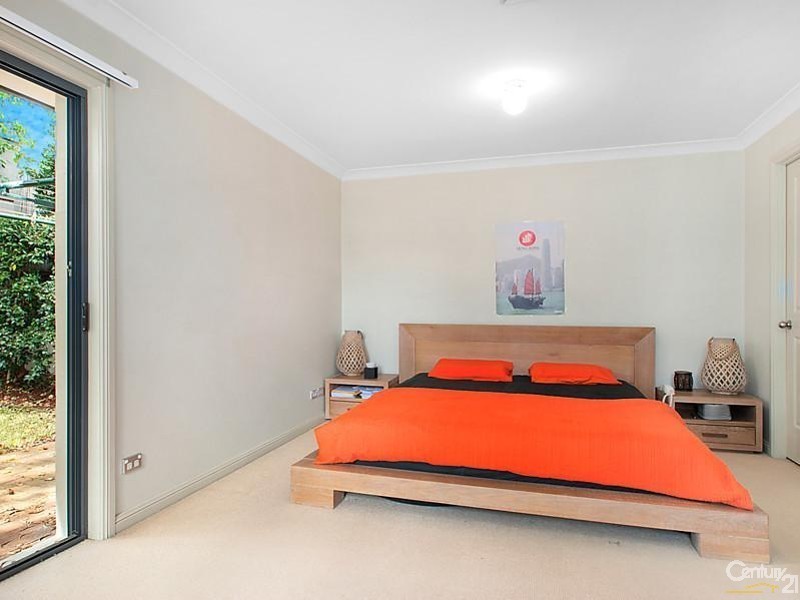 13 Goldfinch Crescent, Bella Vista NSW 2153