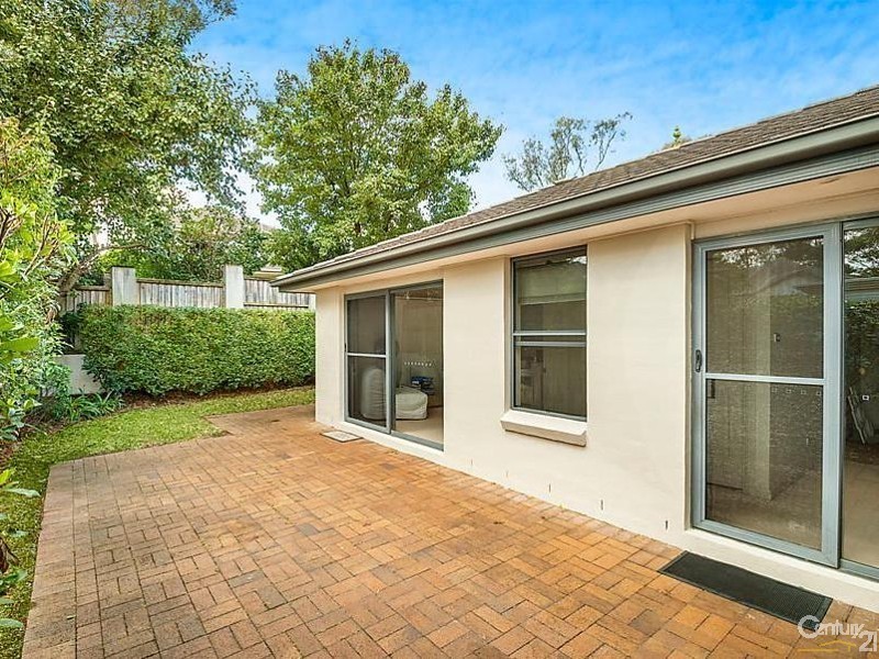 13 Goldfinch Crescent, Bella Vista NSW 2153