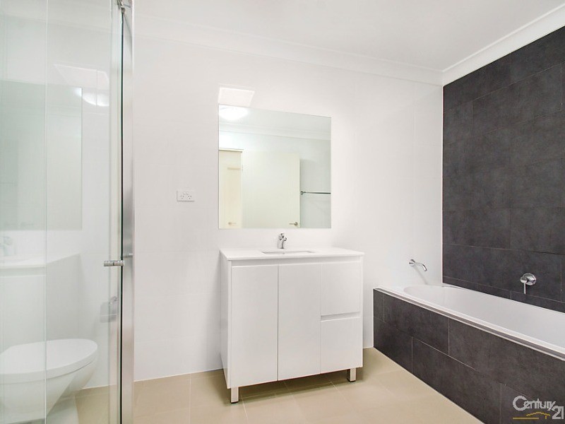 15/9-17 Windermere Avenue, Northmead NSW 2152