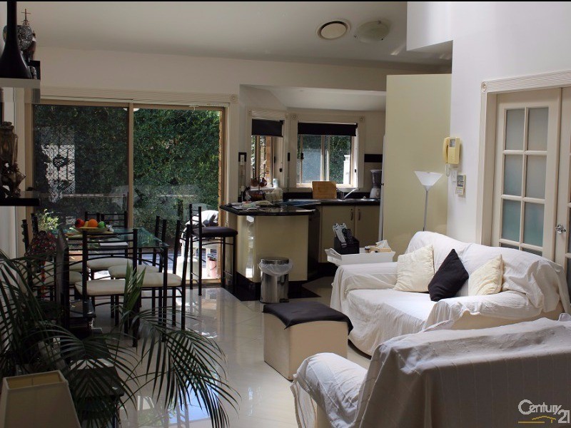 Castle Hill NSW 2154