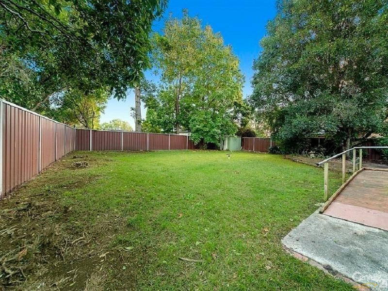 31 Cecil Avenue, Castle Hill NSW 2154