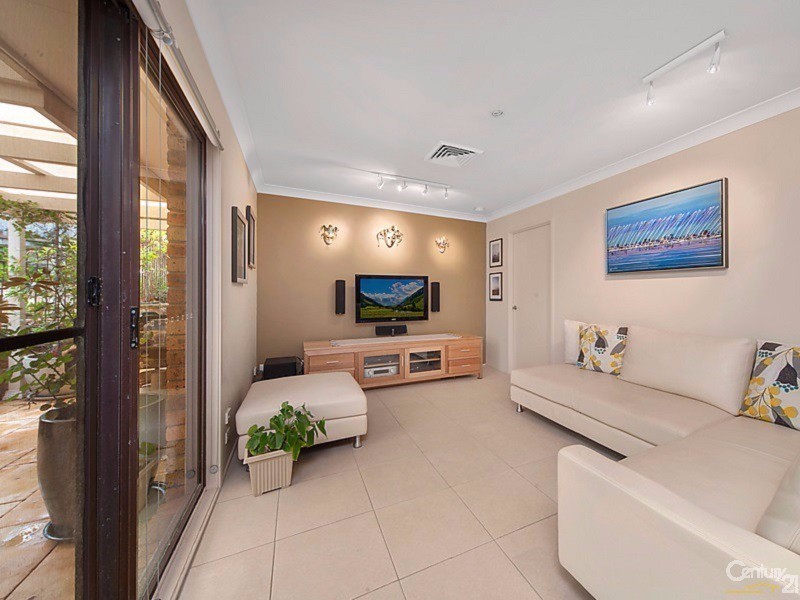 8 Melaleuca Close, Castle Hill NSW 2154