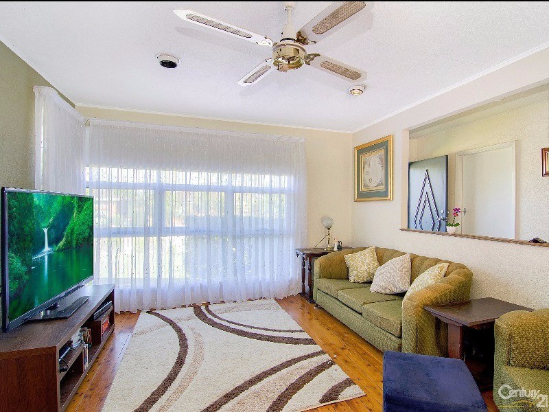 35 Sarah Cres, Baulkham Hills NSW 2153