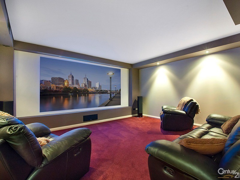 53 Cattai Creek Drive, Kellyville NSW 2155