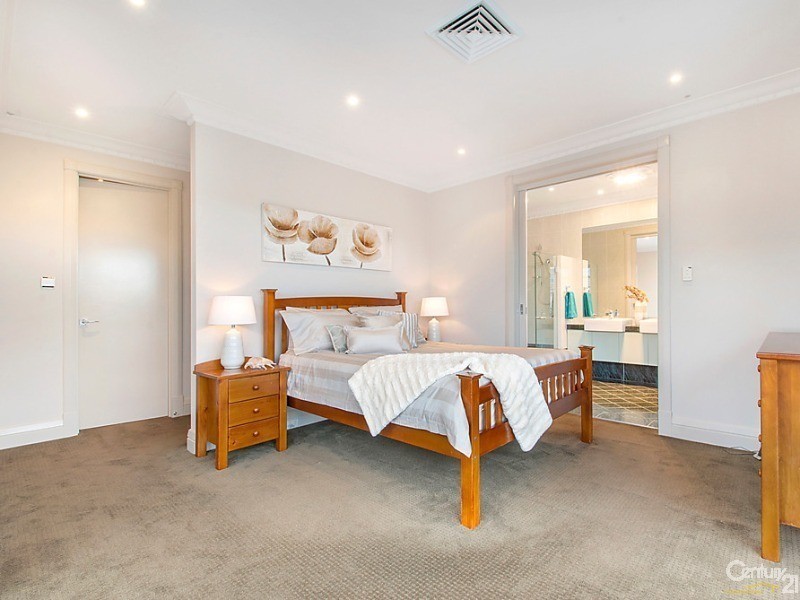 53 Cattai Creek Drive, Kellyville NSW 2155