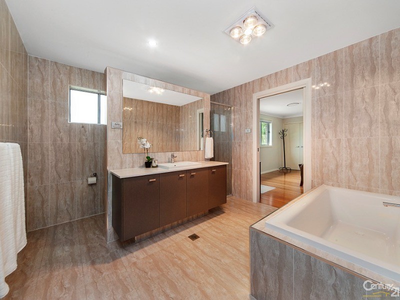 32 Bellevue Drive, Carlingford NSW 2118