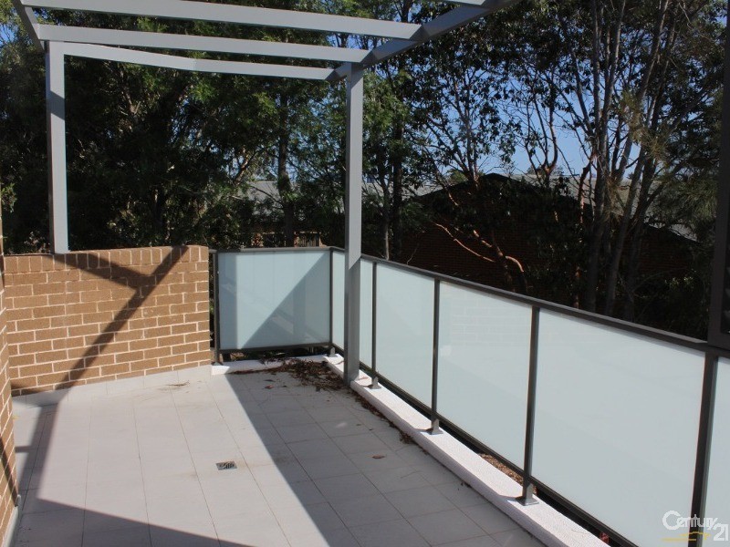 204/12-14 Howard Ave, Northmead NSW 2152