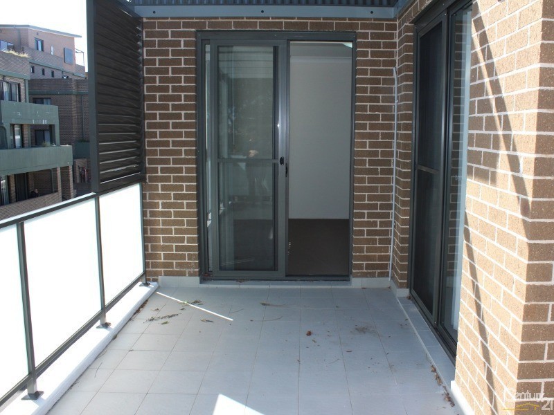 204/12-14 Howard Ave, Northmead NSW 2152