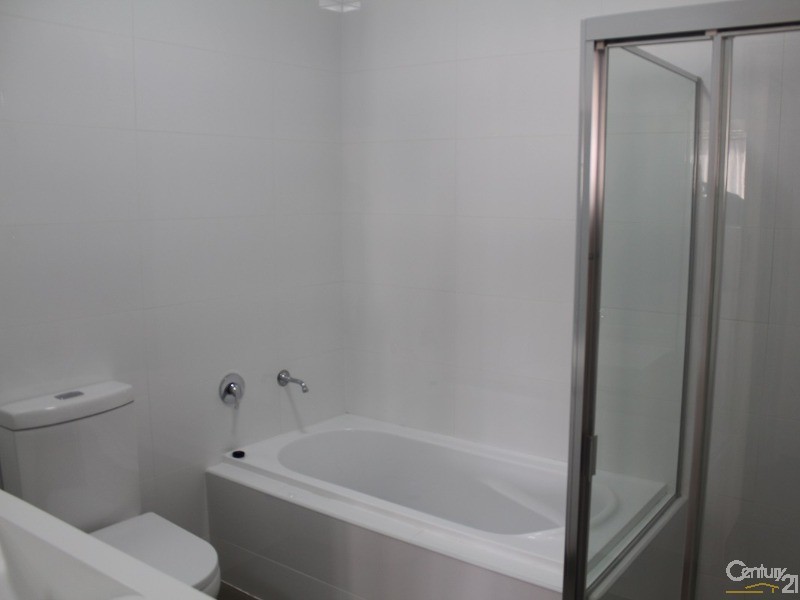 204/12-14 Howard Ave, Northmead NSW 2152