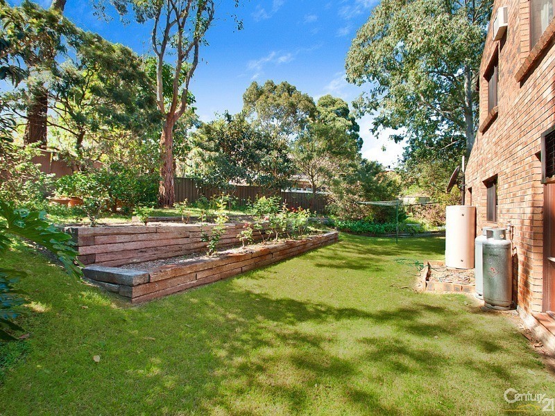 31 Dawes Ave, Castle Hill NSW 2154
