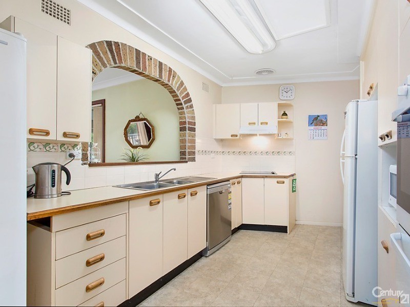 3 Roland Avenue, Northmead NSW 2152