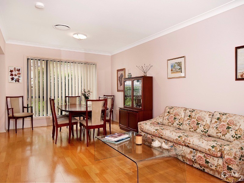 3/33-35 Garthowen Cres, Castle Hill NSW 2154