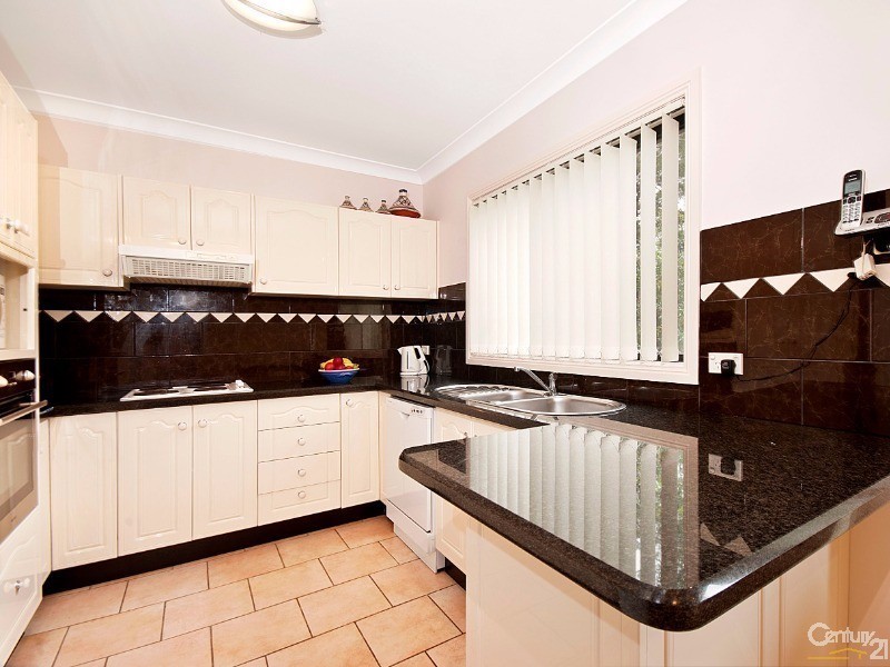 3/33-35 Garthowen Cres, Castle Hill NSW 2154