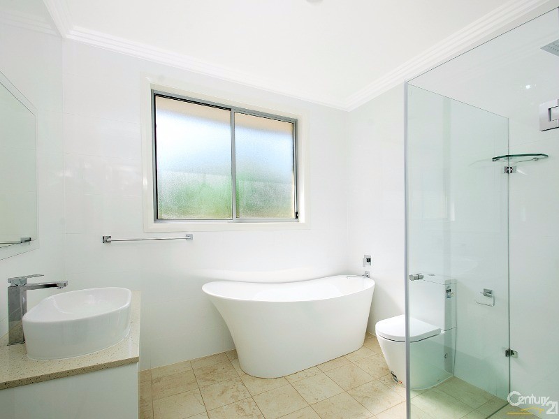 7A Garthowen Crescent, Castle Hill NSW 2154