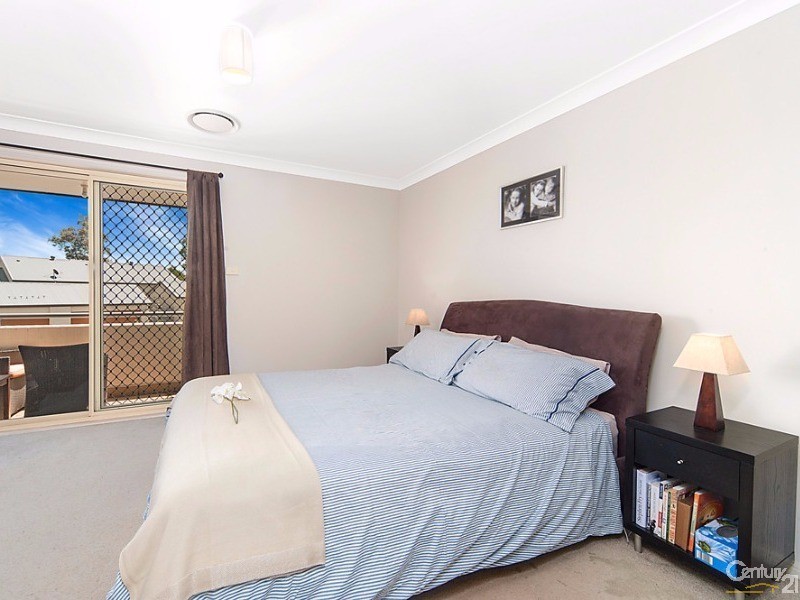 8/81 Hyde Ave, Glenhaven NSW 2156