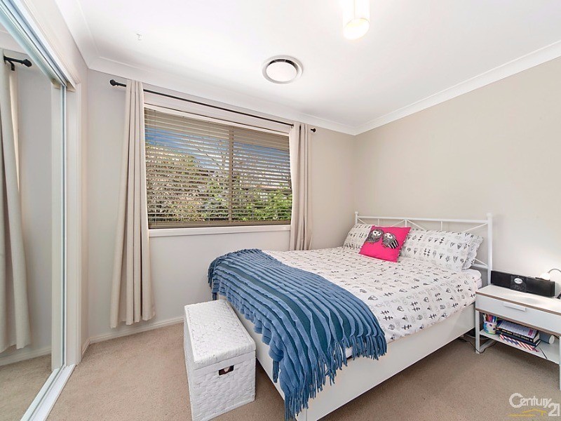 8/81 Hyde Ave, Glenhaven NSW 2156