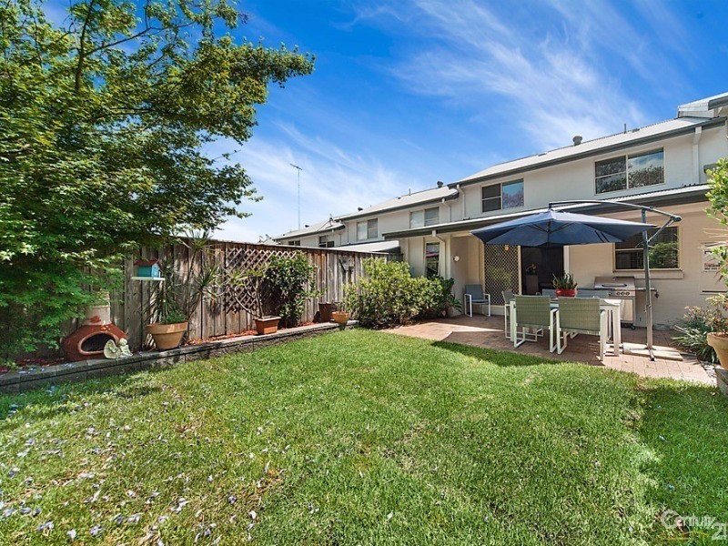 8/81 Hyde Ave, Glenhaven NSW 2156