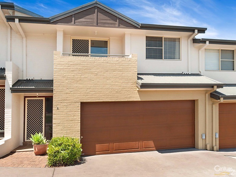 8/81 Hyde Ave, Glenhaven NSW 2156