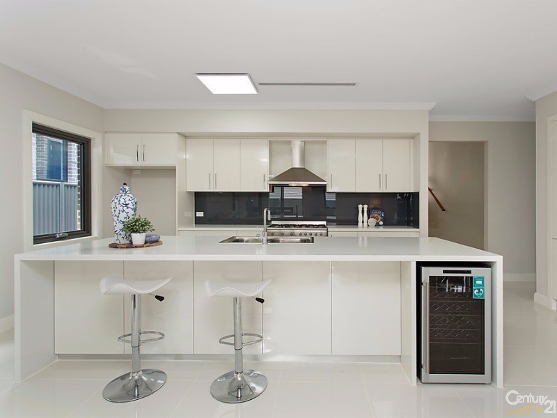 24 Corsica Way, Kellyville NSW 2155