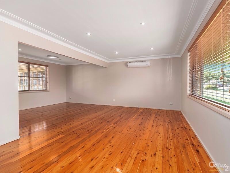 27 Glanmire Rd, Baulkham Hills NSW 2153