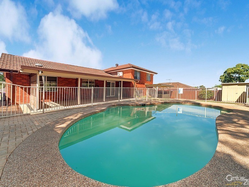 27 Glanmire Rd, Baulkham Hills NSW 2153