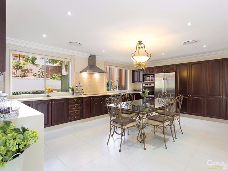 11 Meehan Place, Baulkham Hills NSW 2153