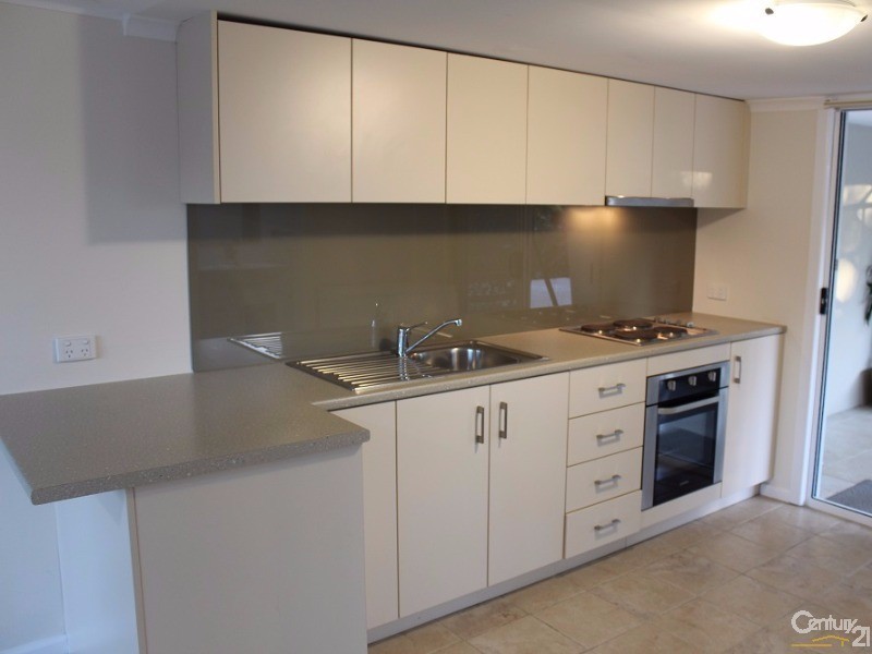 1/180 Old Northern Rd, Castle Hill NSW 2154