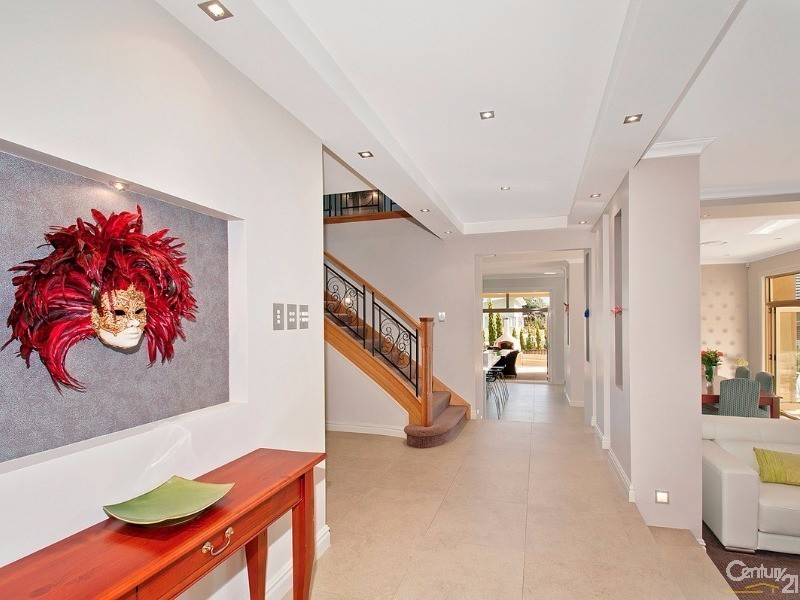 21 Brae Pl, Castle Hill NSW 2154