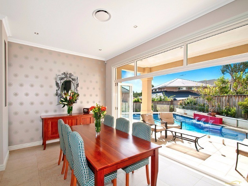 21 Brae Pl, Castle Hill NSW 2154