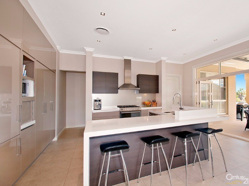 21 Brae Pl, Castle Hill NSW 2154