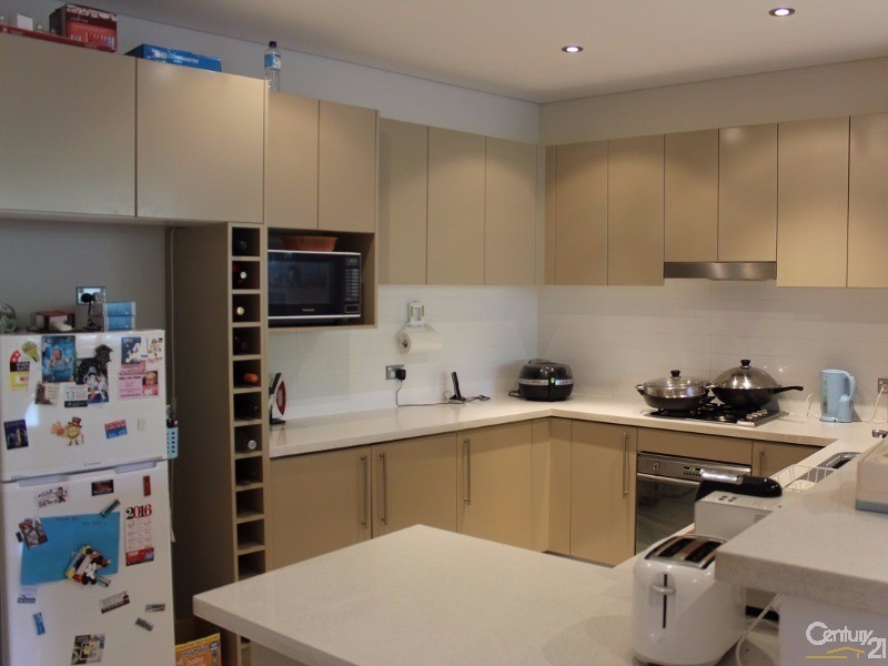 40/2-4 Purser Ave, Castle Hill NSW 2154