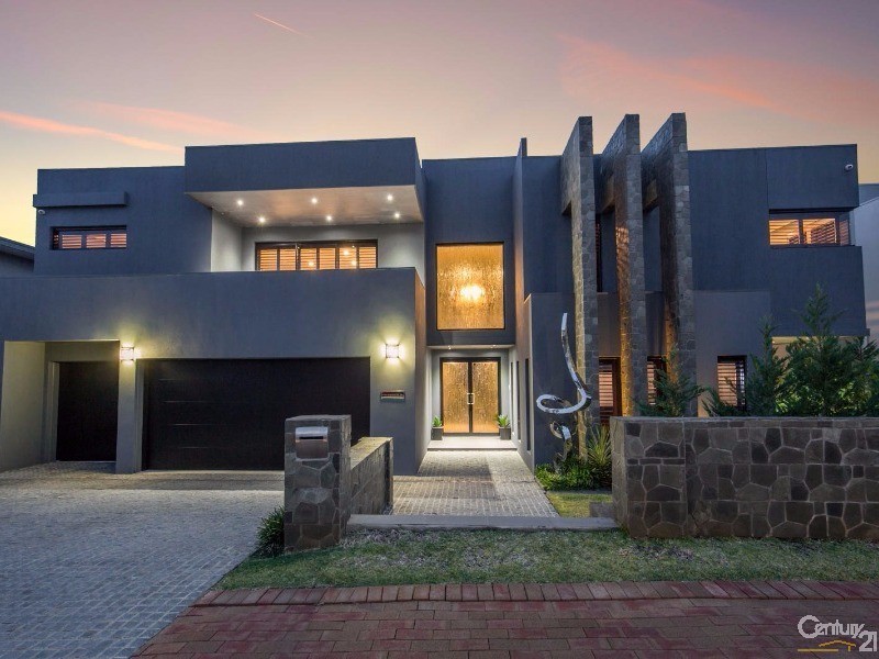 104 Edgewater Drive, Bella Vista NSW 2153