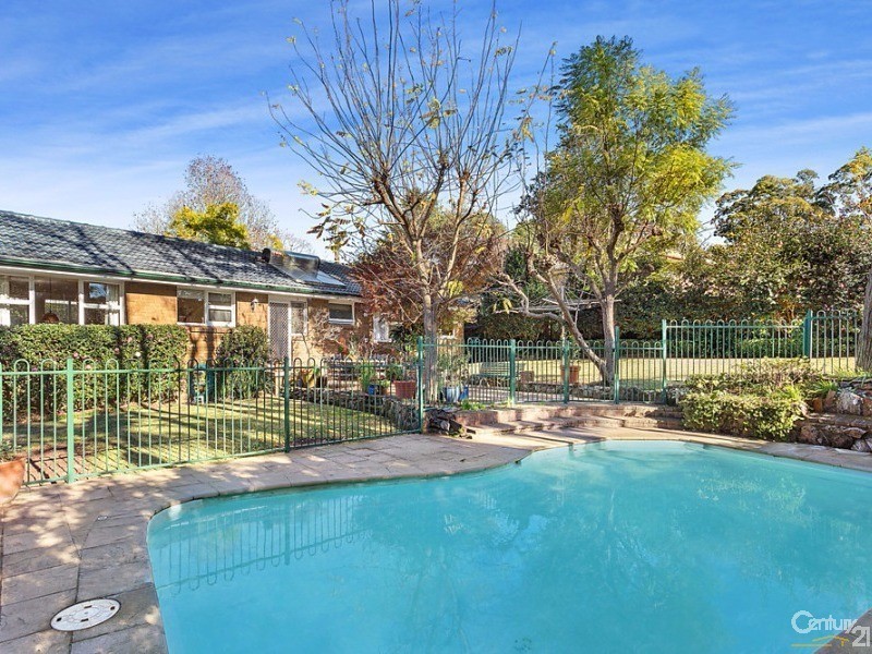 16 Cambewarra Avenue, Castle Hill NSW 2154