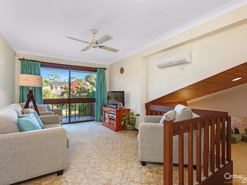 8 Paxton Cres, Cherrybrook NSW 2126