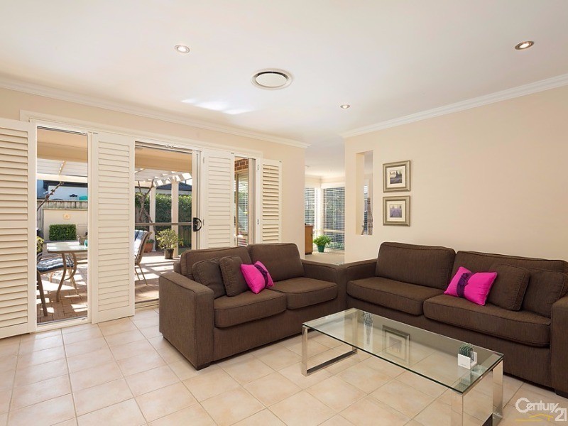 5 Emily Clarke Drive, Kellyville NSW 2155