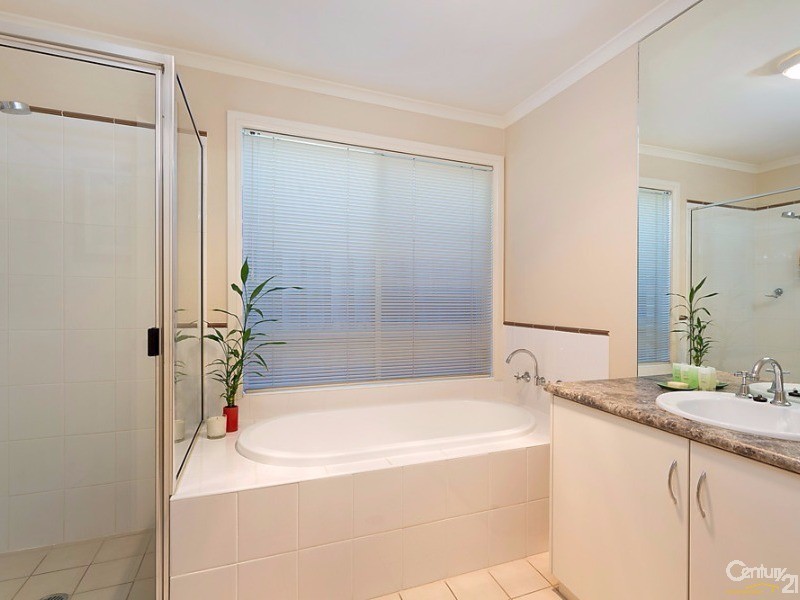 5 Emily Clarke Drive, Kellyville NSW 2155