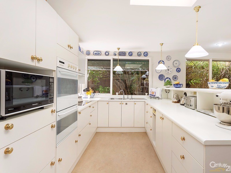 28 Wiseman Road, Castle Hill NSW 2154