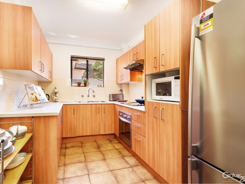 2/7 Jessie Street, Westmead NSW 2145