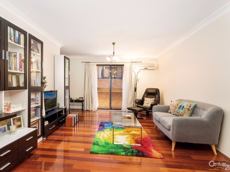 2/7 Jessie Street, Westmead NSW 2145